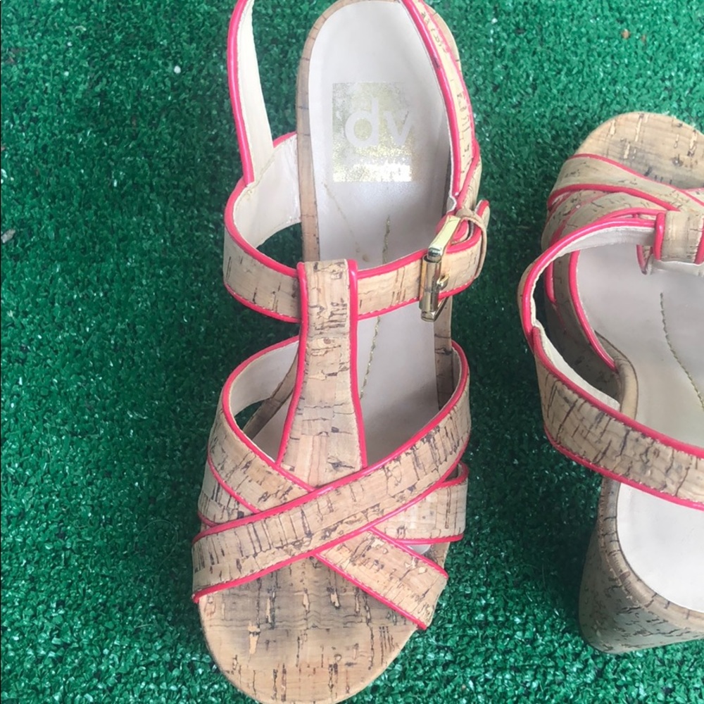 Dolce Vita Cork Heels - Picture 5 of 7